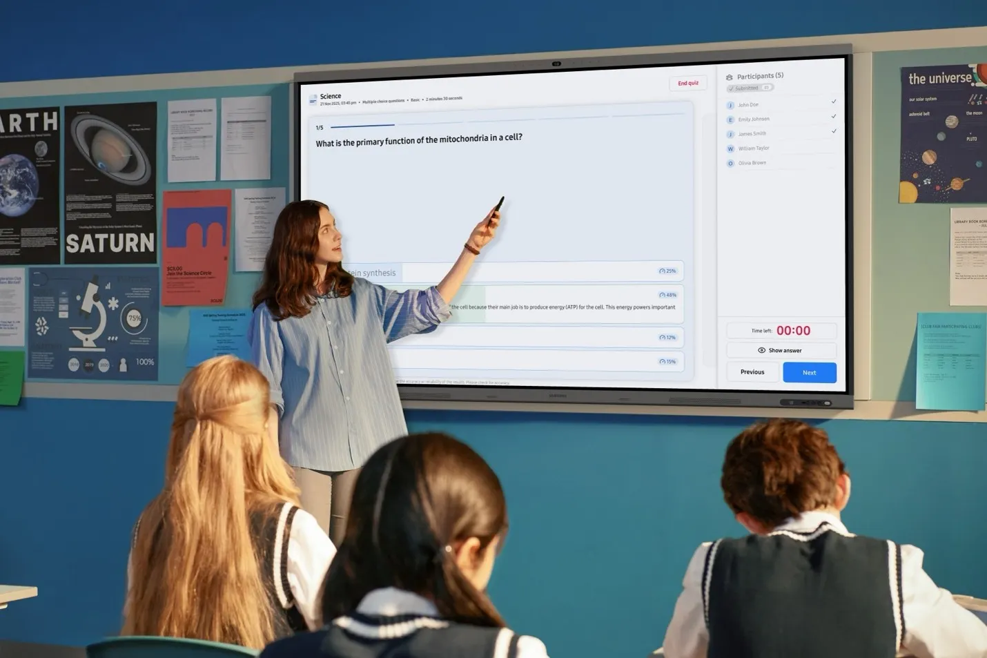Samsung AI Assistant’s AI Quiz helps teachers check what students learned after a lesson concludes.