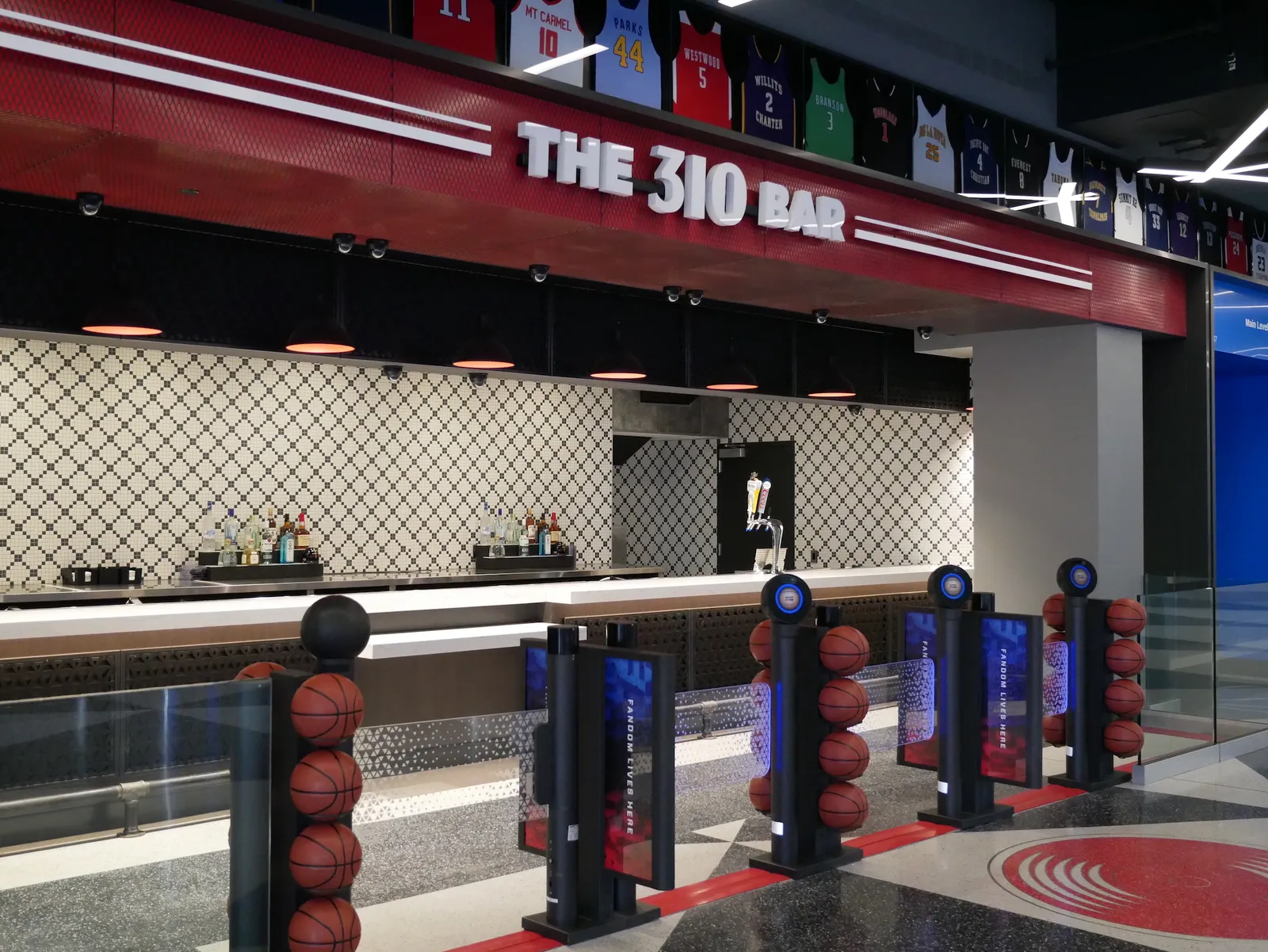 A bar at the Intuit Dome in Los Angeles featuring autonomous checkout technology