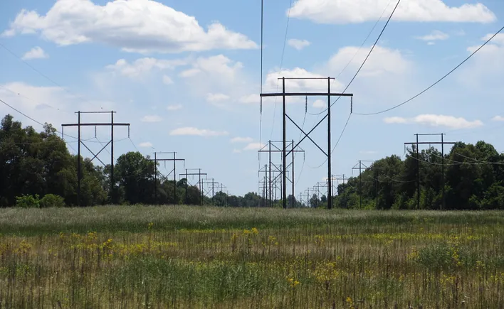 Kentucky Power customers pay for AEP transmission without benefit, state officials say in complaint