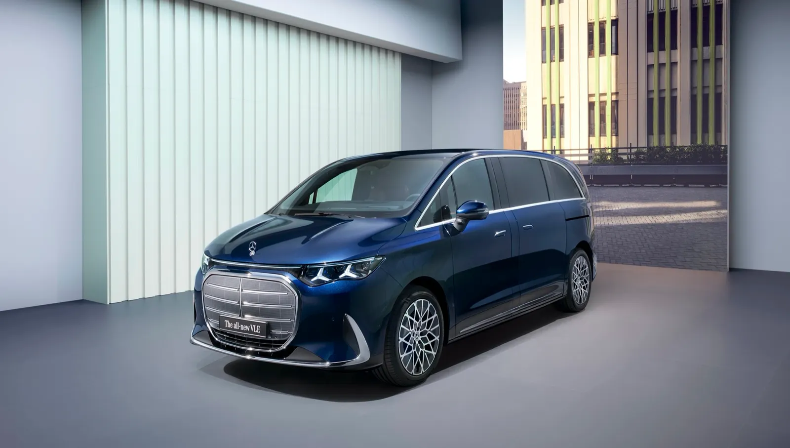 The Mercedes-Benz VLE, under studio lights, from the front angle