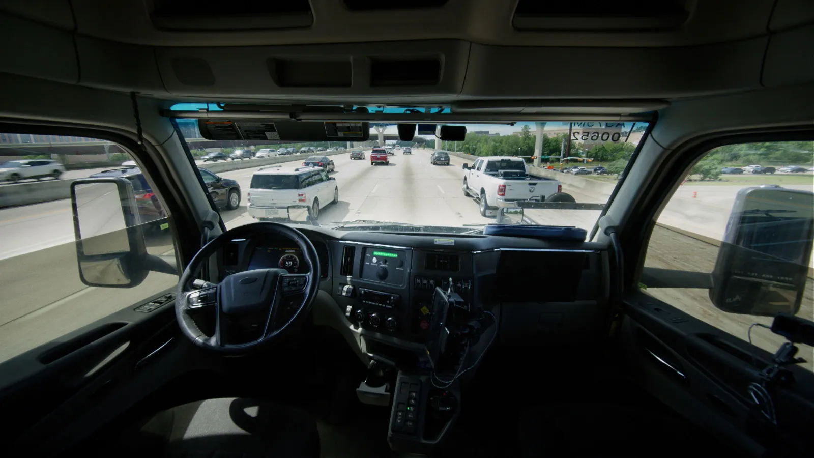 An Aurora truck in Texas is seen without a safety observer in the driver's seat on May 1, 2025.