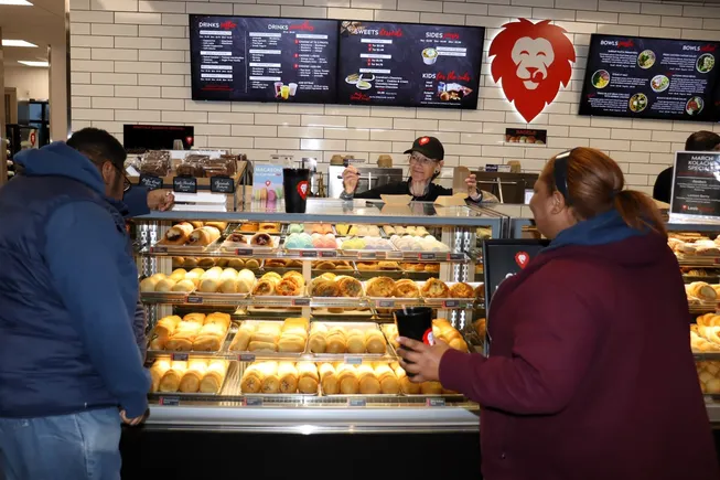 How 4 c-stores upgraded their foodservice by hiring restaurant professionals