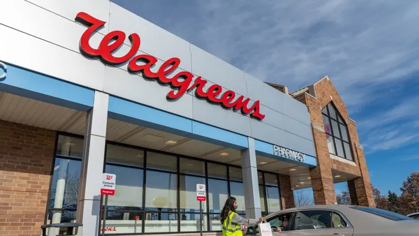 Walgreens revamps its app.