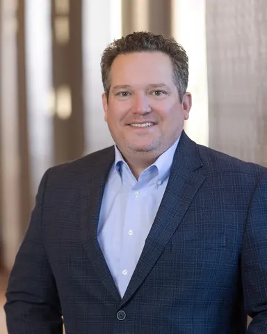 A headshot of logistics exec Mac Pinkerton.