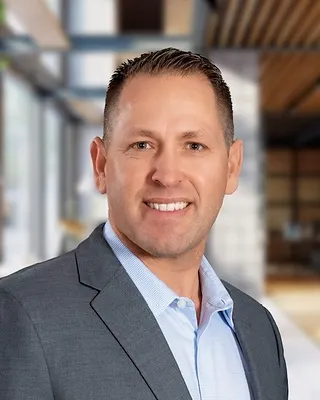 Headshot of Mitchell Arends