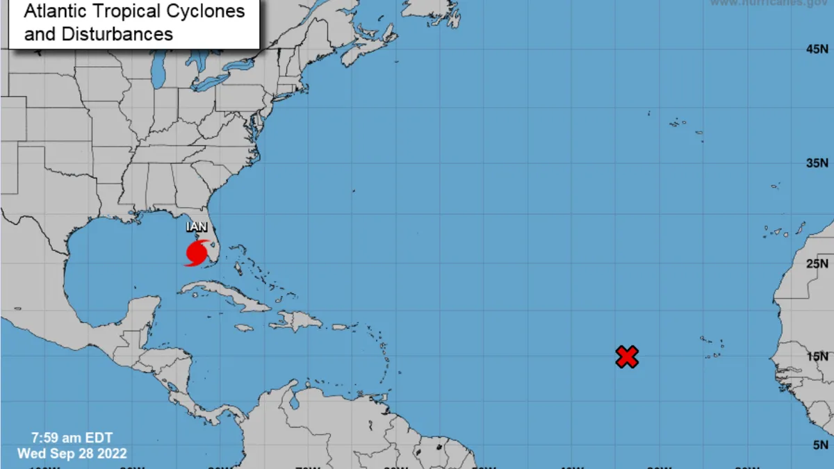 A map from the National Oceanic and Atmospheric Administration shows Hurricane Ian approaching Florida's coast.