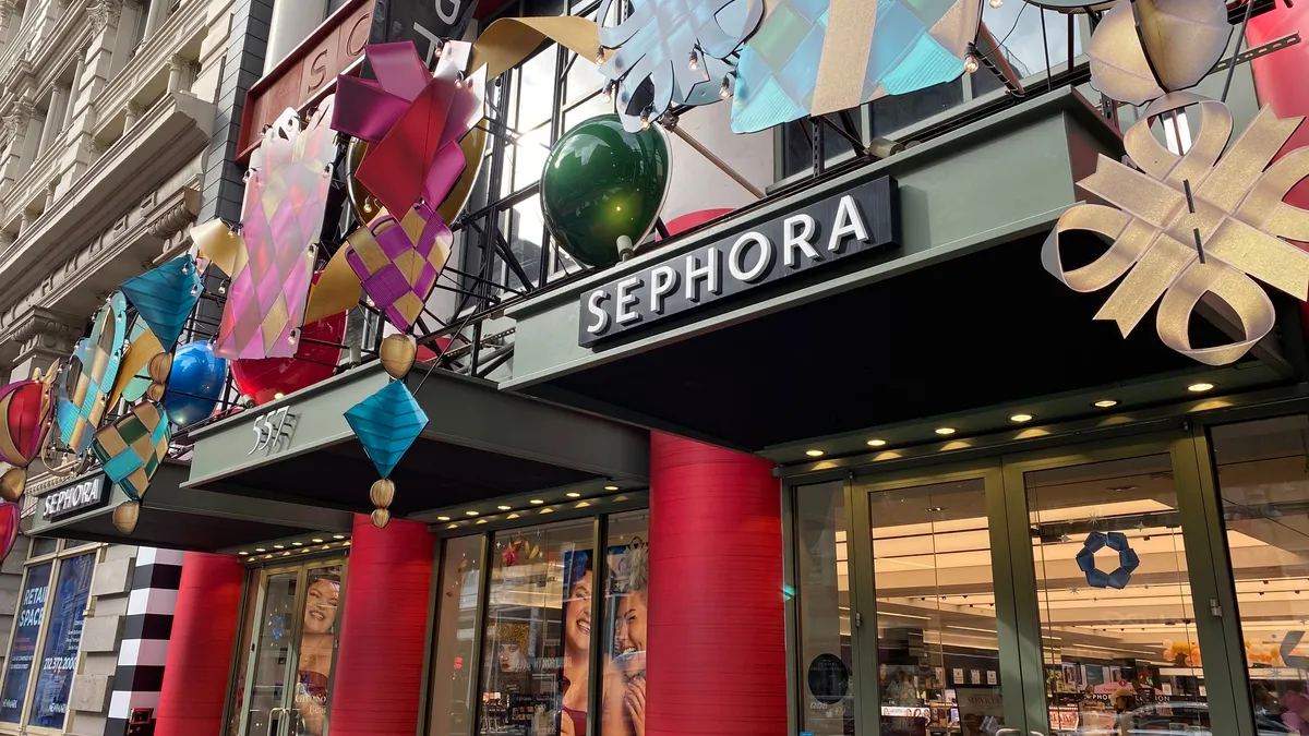 Sephora storefront.