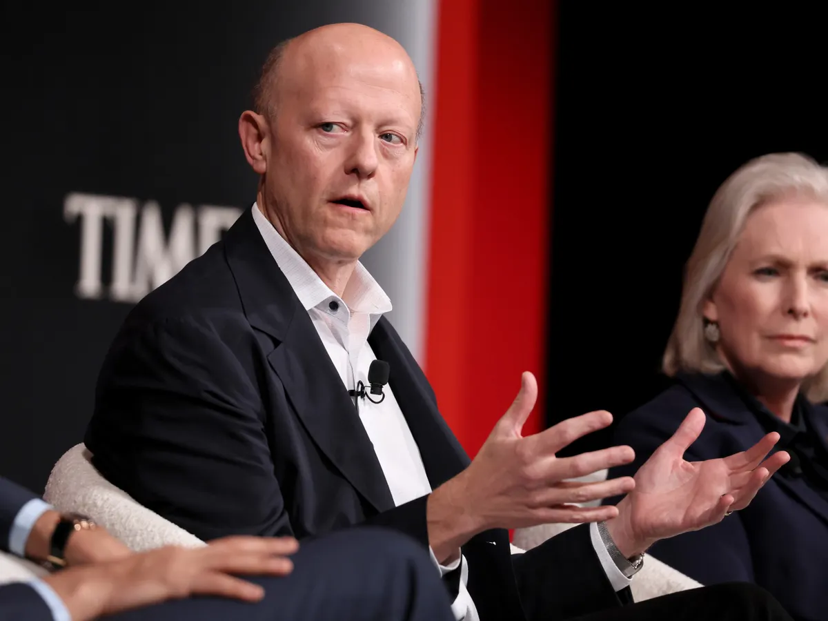 OCC green-lights Circle, Ripple, Paxos for national trust bank charters |  Banking Dive