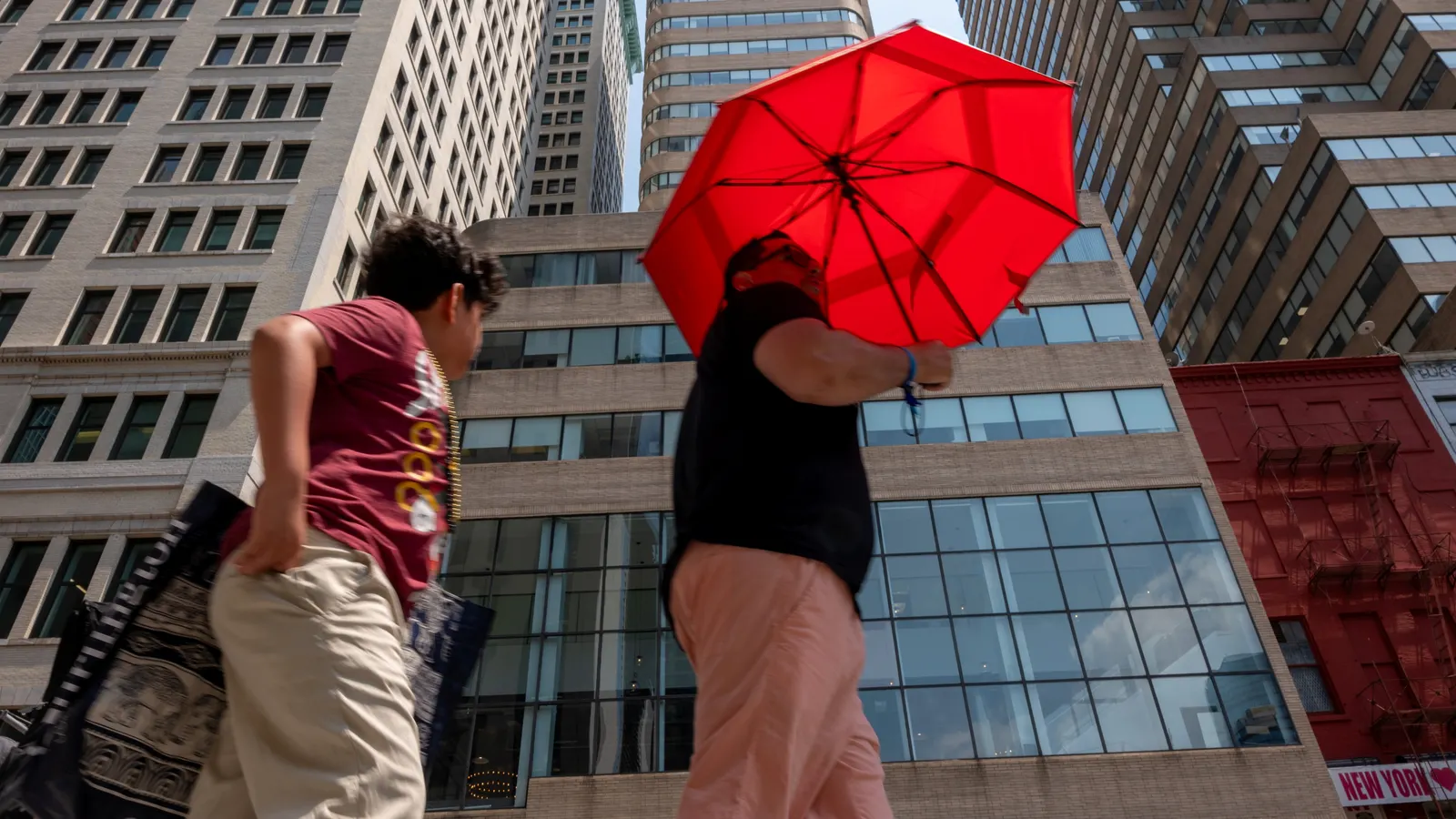 PJM anticipates new peak demand record as heat wave tests power grid
