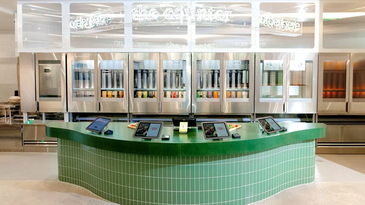 An image of sweetgreen's automated kitchen in Naperville, Illinois