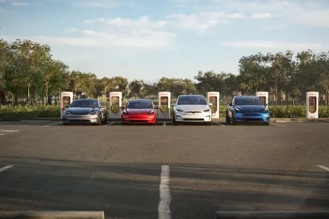 EV adoption falls to its lowest point since 2021: JD Power | Utility Dive