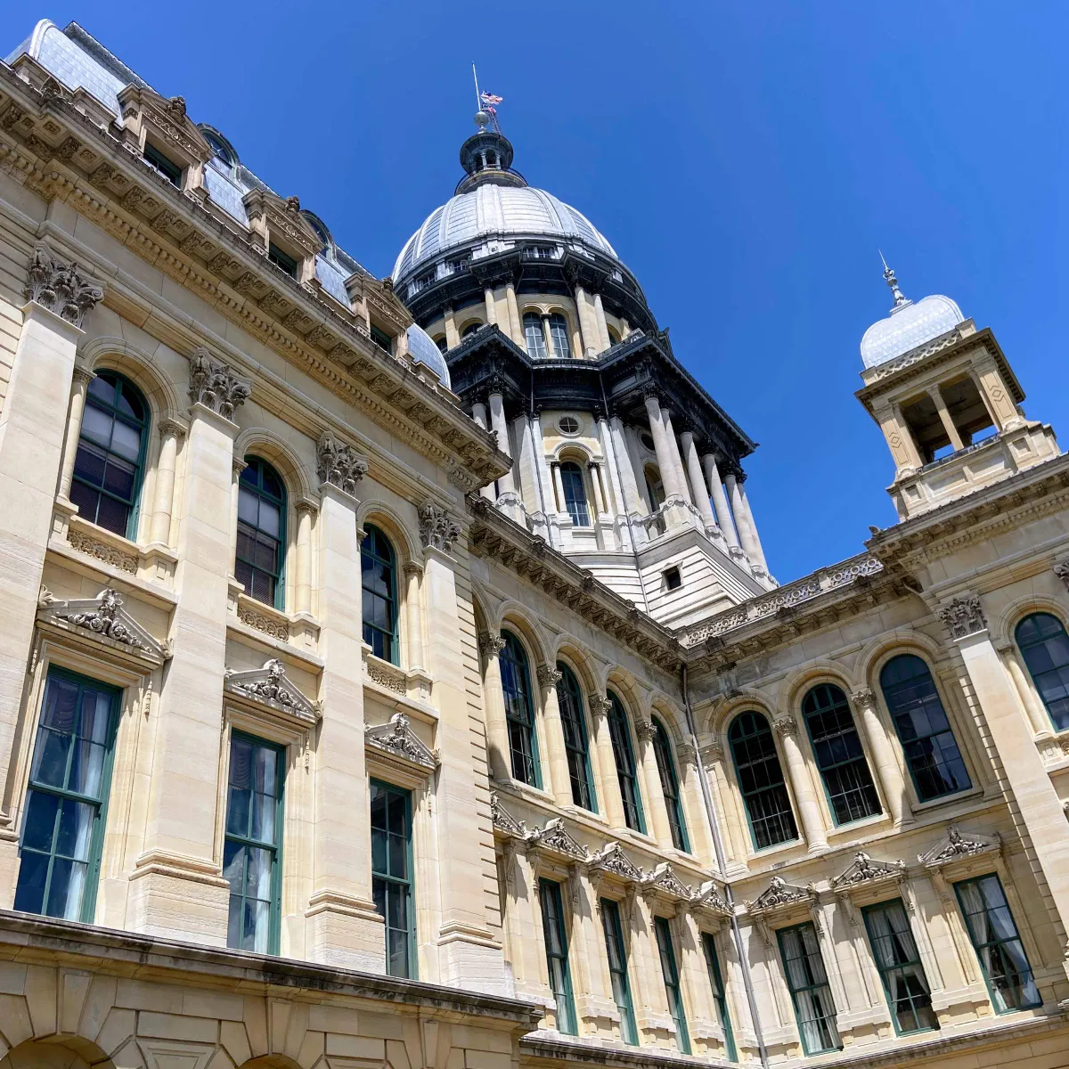 BNPL groups ‘neutral’ on Illinois bill
