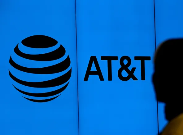 AT&T drops DEI, gets B acquisition of UScellular greenlit AT&T drops DEI, gets B acquisition of UScellular greenlit