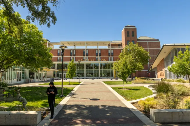 Week in review: Will graduate nursing gain professional designation? Week in review: Will graduate nursing gain professional designation?