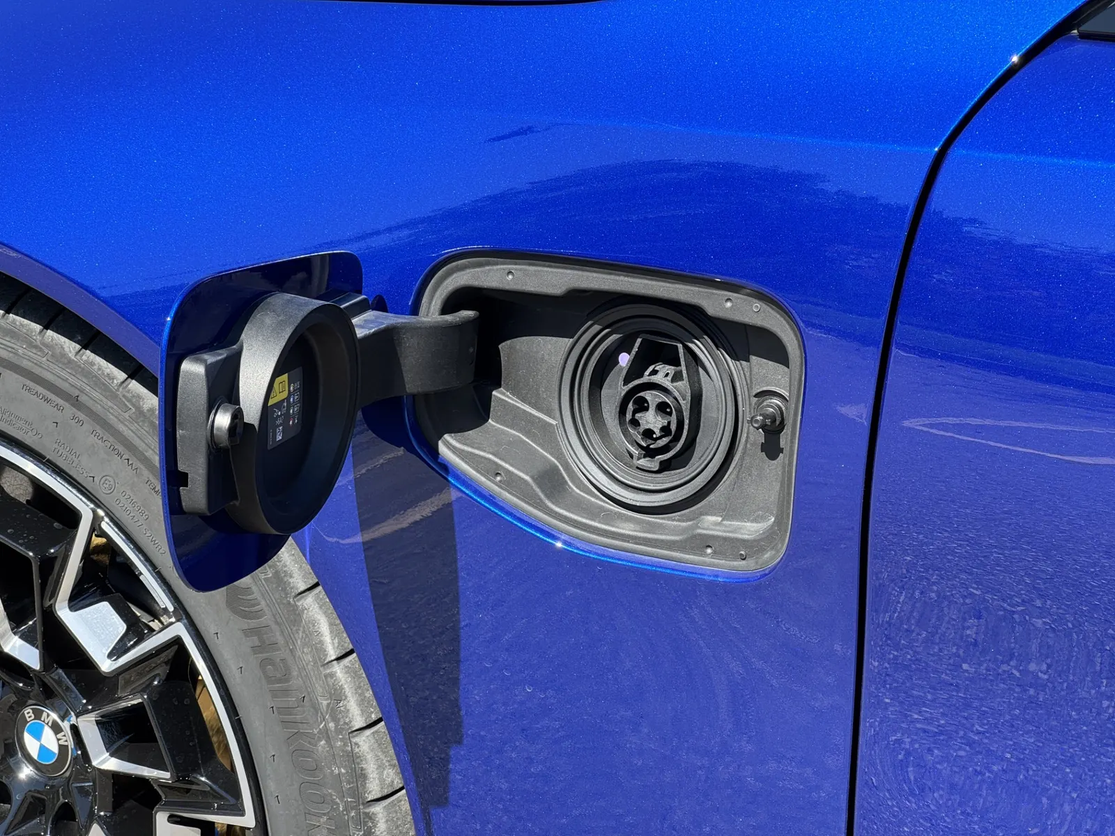 2027 BMW M5 Touring charge port