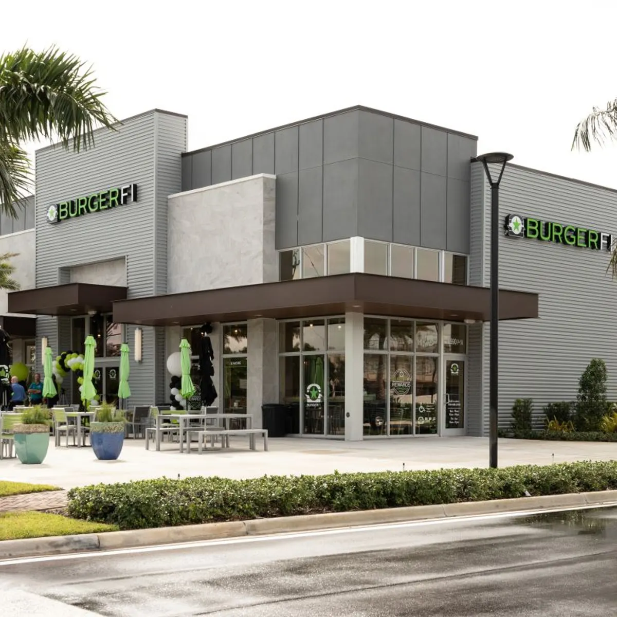 BurgerFi sells its assets for $54M | Restaurant Dive