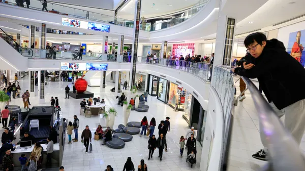 retail shopping fraud holidays Visa Mastercard