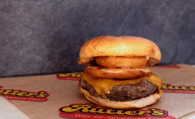 A photo of a Rutter&#x27;s peanut butter burger.