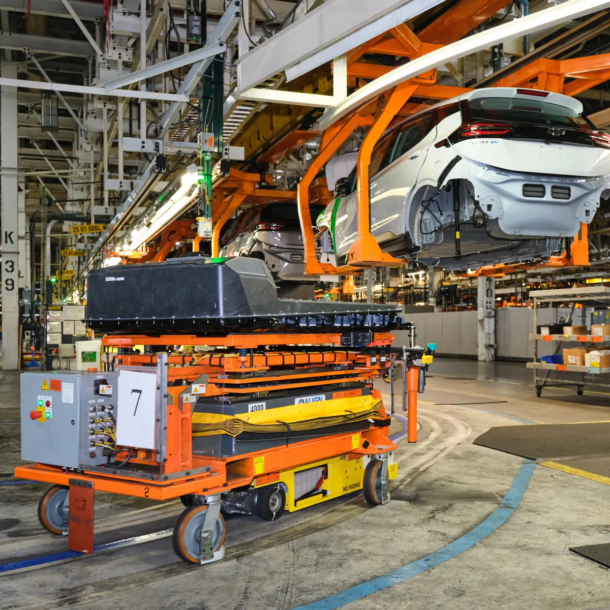 GM delays EV production at Michigan plant to 2025 | WardsAuto