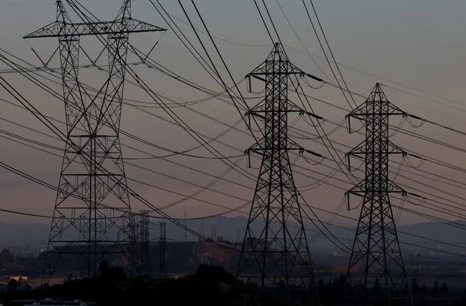 The AI electric grid calls for a mixed‑fleet transmission strategy