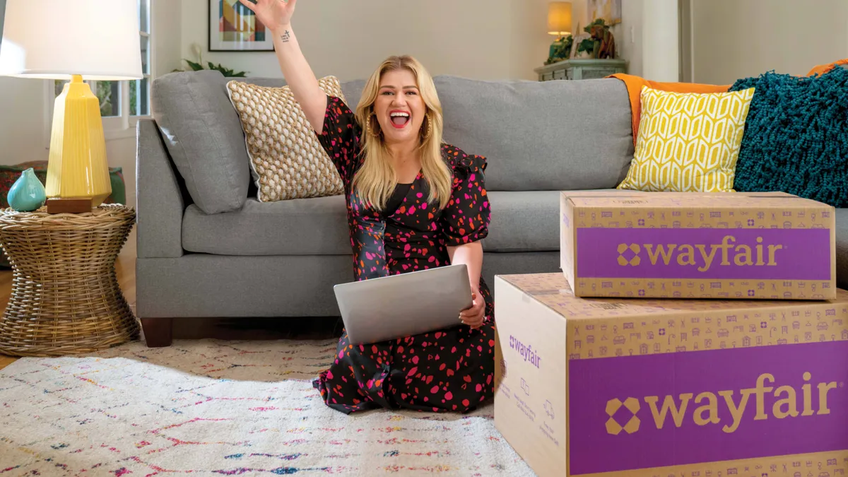 Wayfair Partners with Kelly Clarkson