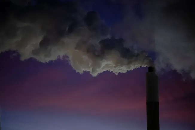 Electric co-ops press for repeal of gas power plant emissions rules