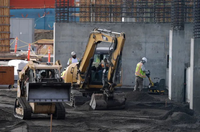 Construction backlog hit 4-year low in January