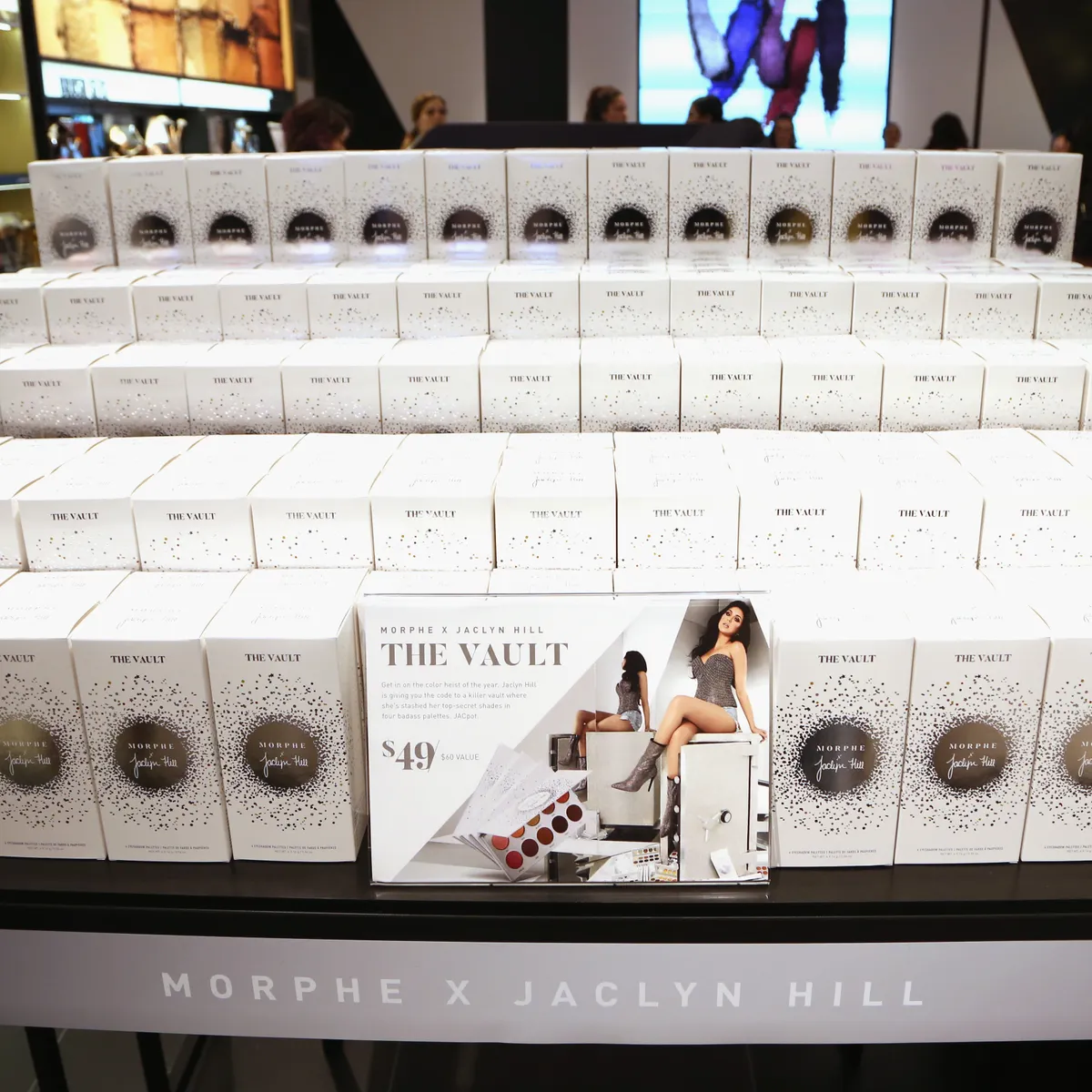 Influencer Jaclyn Hill's namesake beauty brand shuts down | Retail Dive
