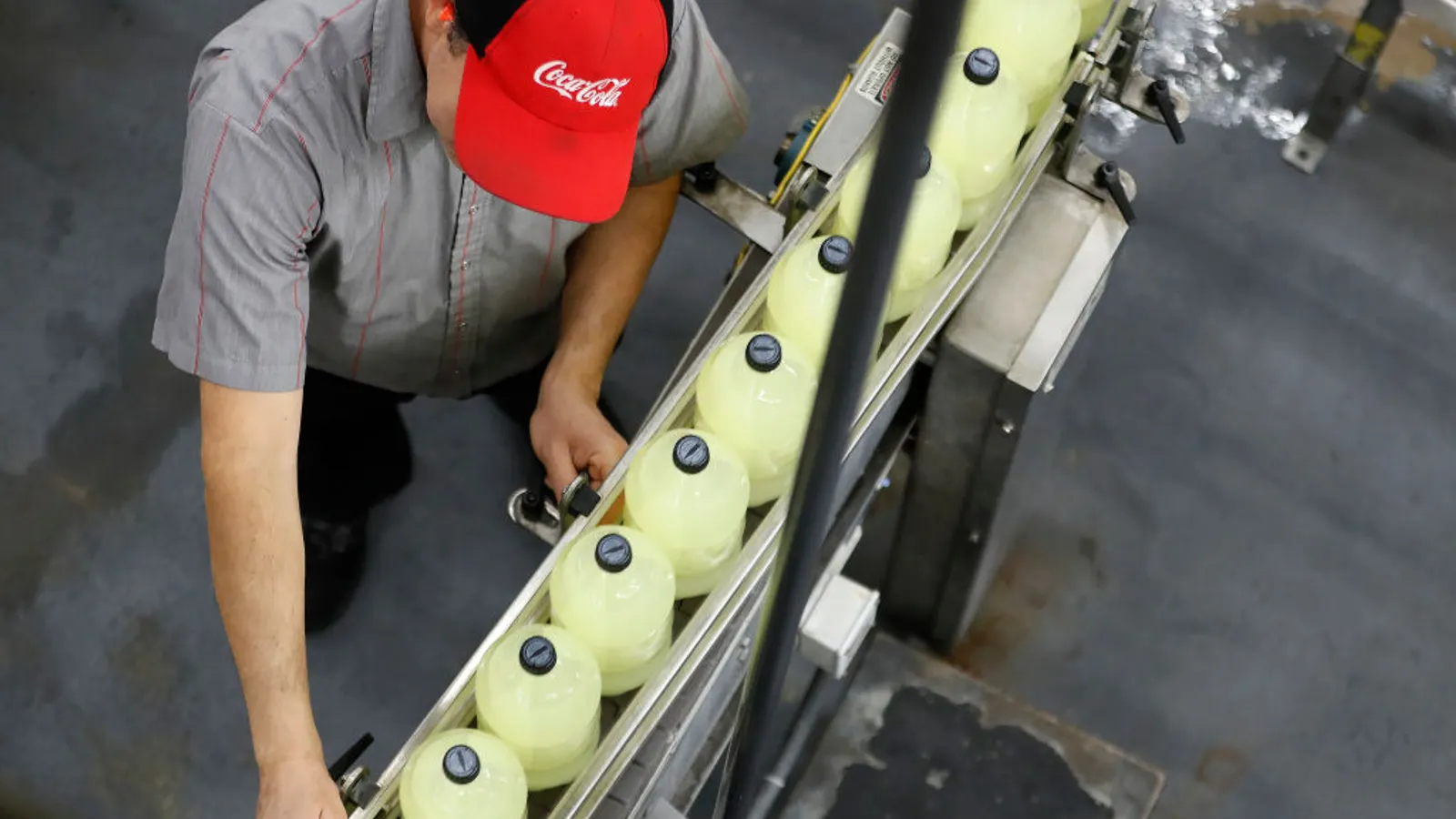 Coca-Cola manufacturer to build 5M plant