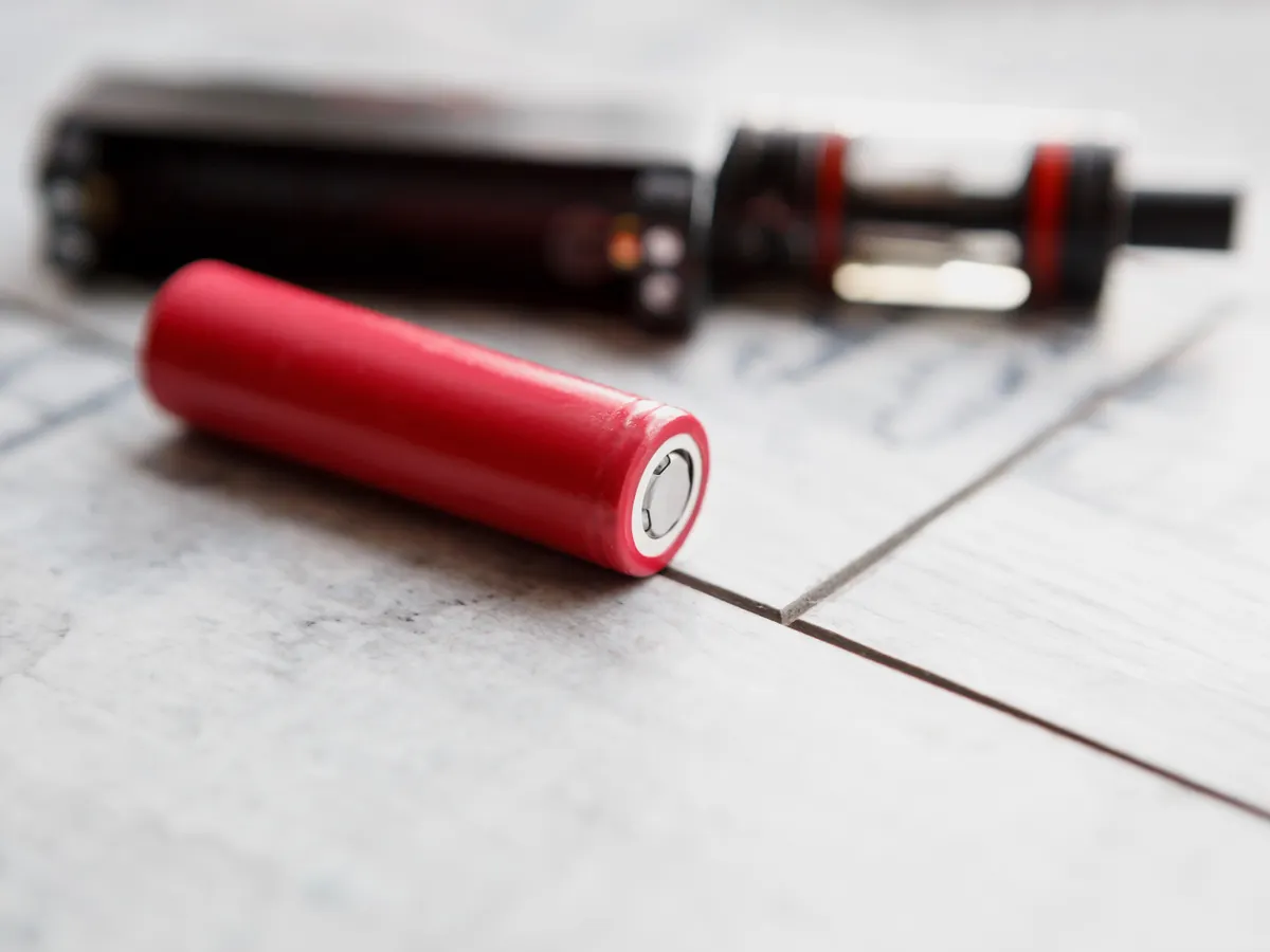 Vape waste legislation and pilots increase due to facility fire issues |  Waste Dive