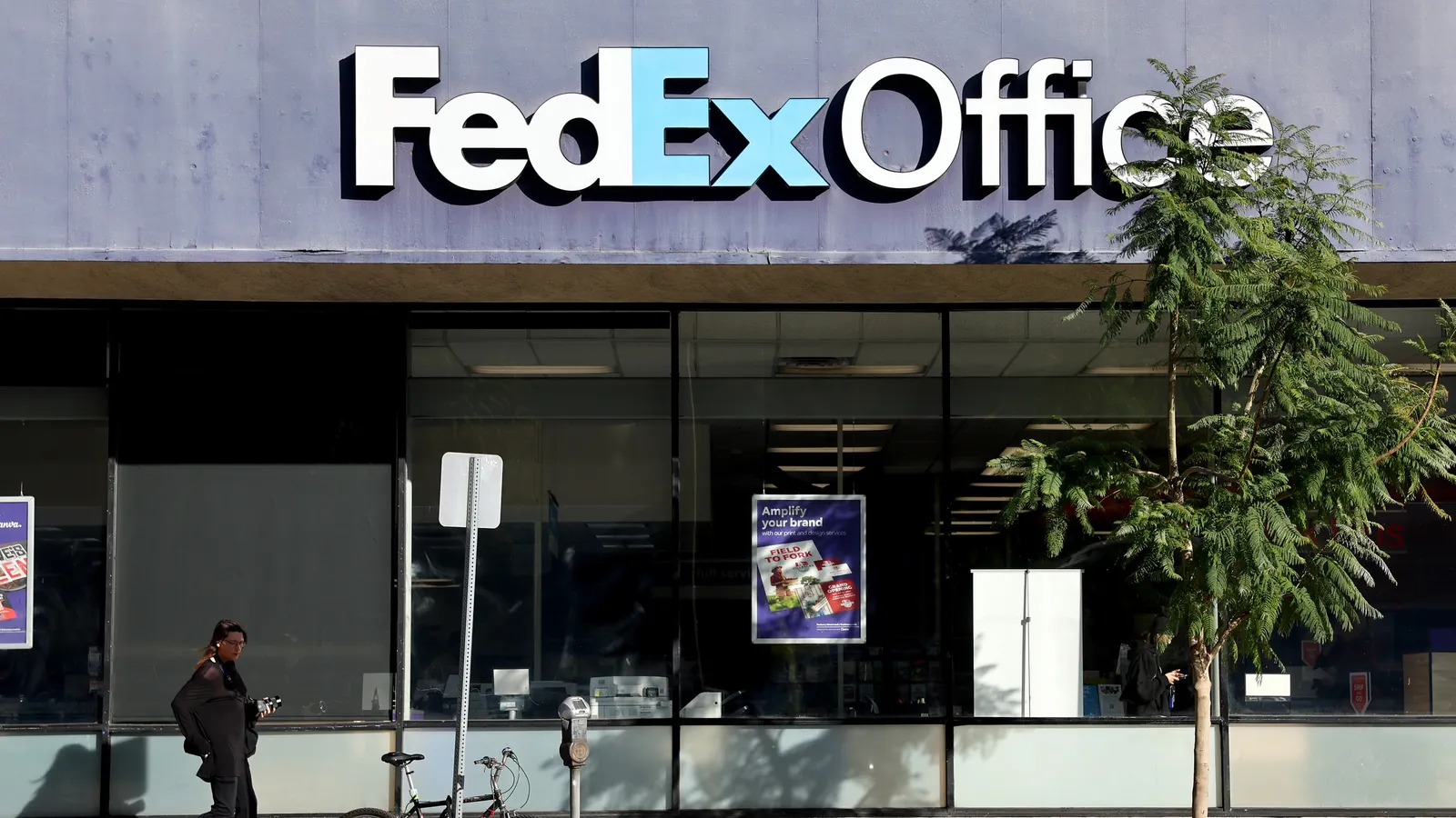 FedEx worker’s 6 harassment reports not protected by Title VII, 5th Circuit says
