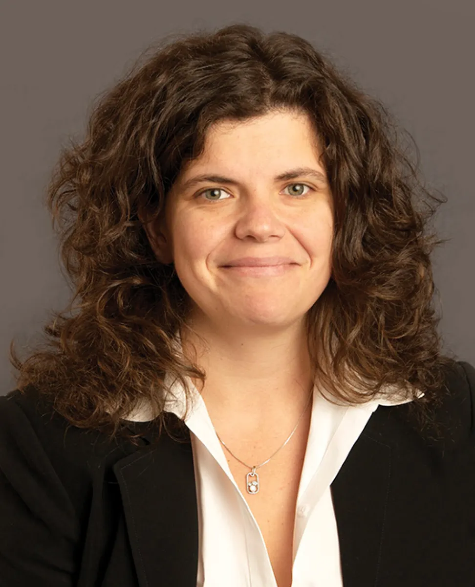 Headshot of Doris Short.