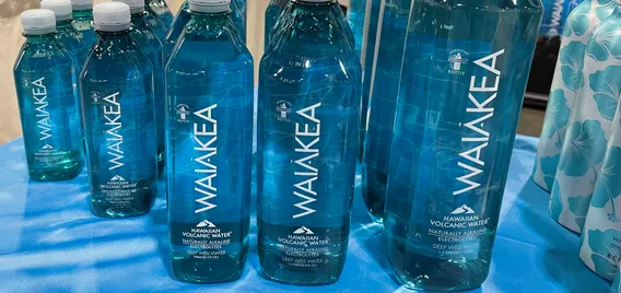 Waiakea, bottled water, volcano