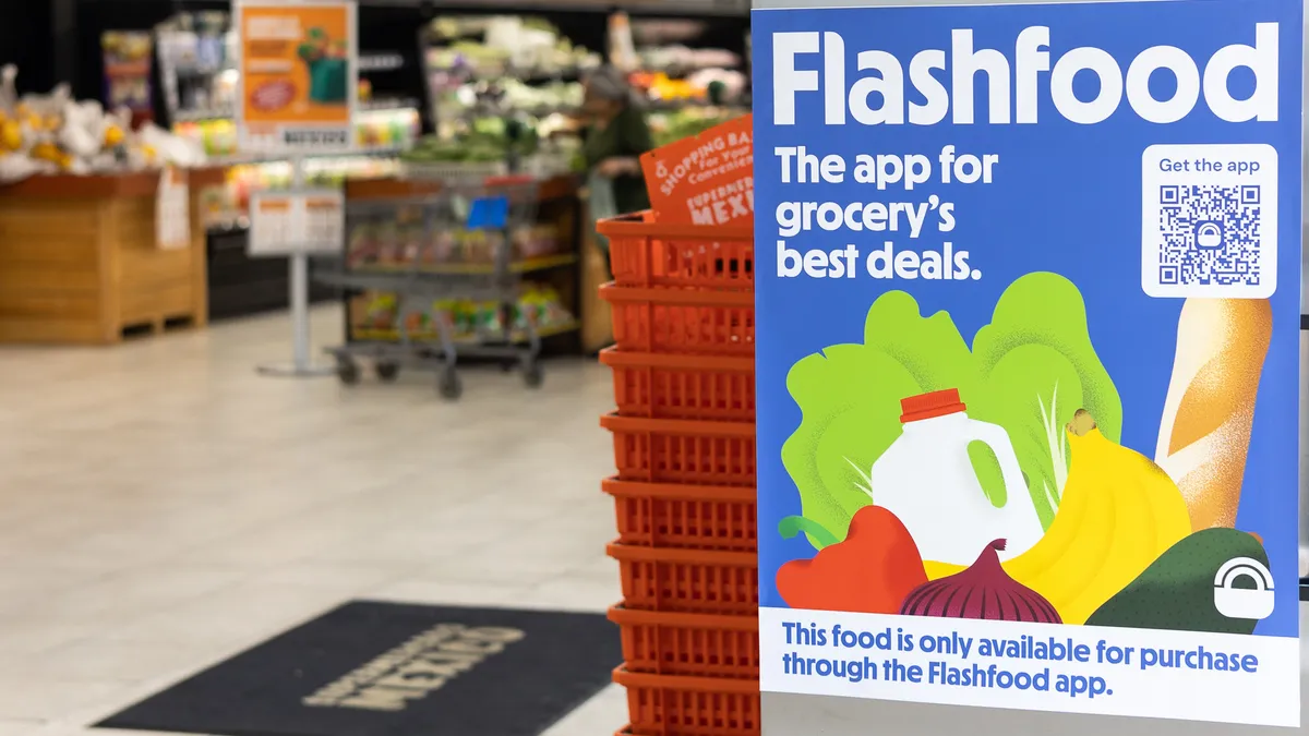 In-store signage of Flashfood's app