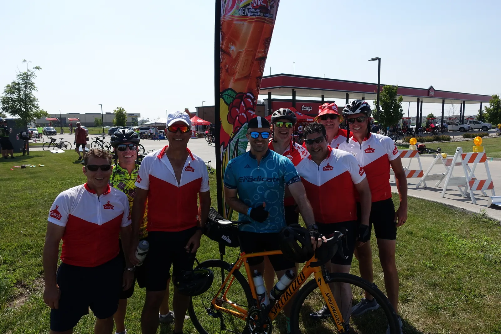 A photo of Frank Beard with leaders at Casey's.