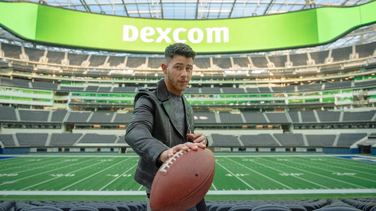 Nick Jonas, Dexcom