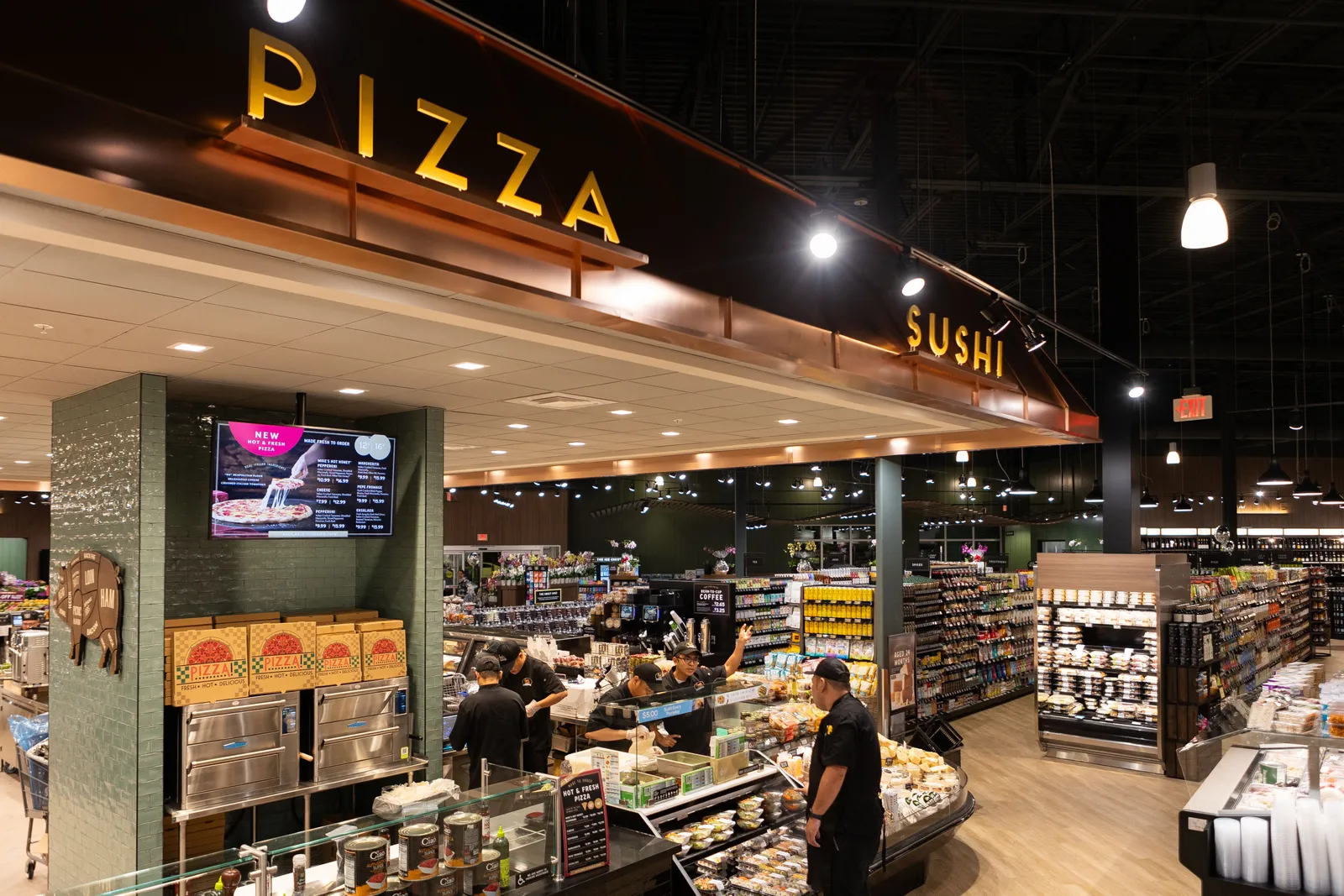 The Fresh Market&#x27;s pizza and sushi department at its Lakewood Ranch, Florida, store