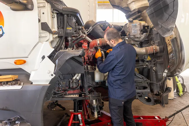 ATRI report: Carriers slash freight capacity amid rising costs
