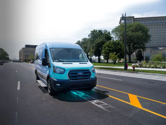 Detroit unveils wireless EV charging roadway | Smart Cities Dive