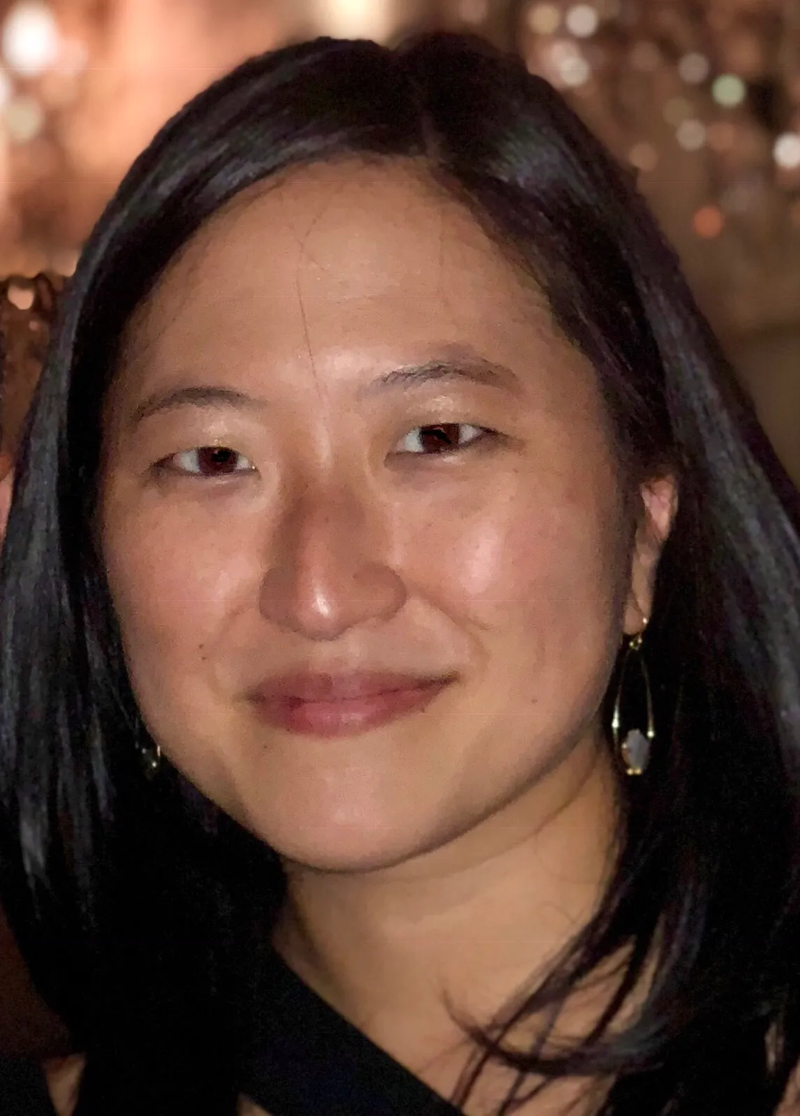 Headshot of Elizabeth Hyon, Tidal Partners, COO and CLO at Tidal Partners