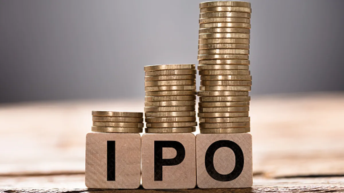 IPO