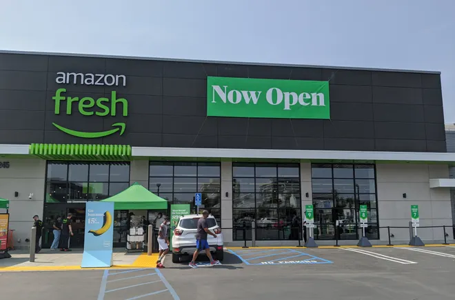 Inside the store: Amazon Fresh | Grocery Dive