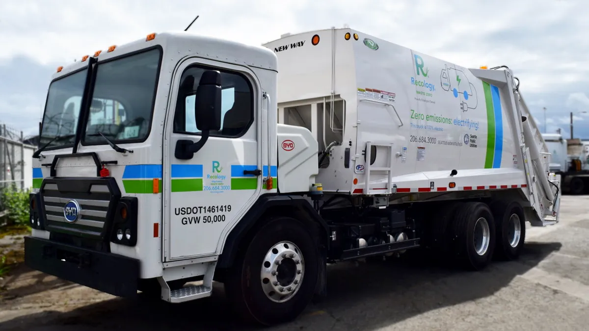 Recology electric truck by BYD in Seattle