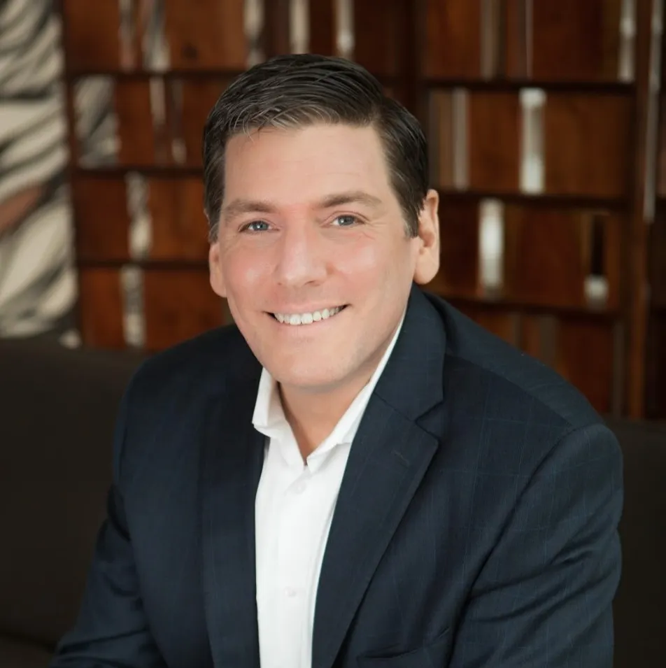 Headshot of Ross Booher, CEO of Latitude Legal