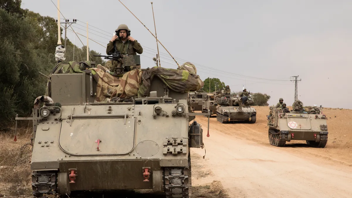 Israel troops mobilize toward Gaza Strip