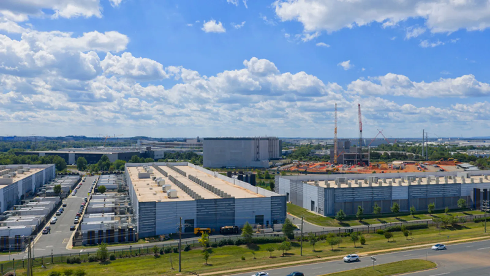 Data Center Surge Challenges Facilities Management Software