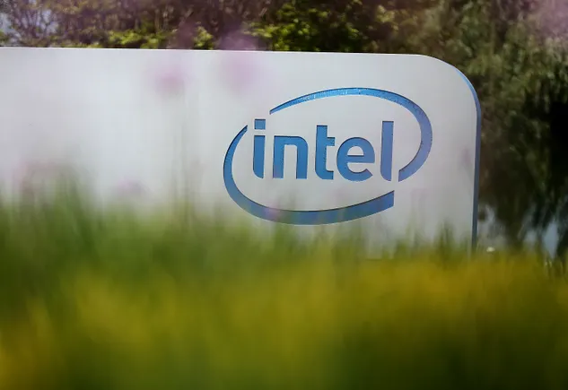 Intel Secures FCC Waiver to Use Foreign Robots Amid U.S. Ban