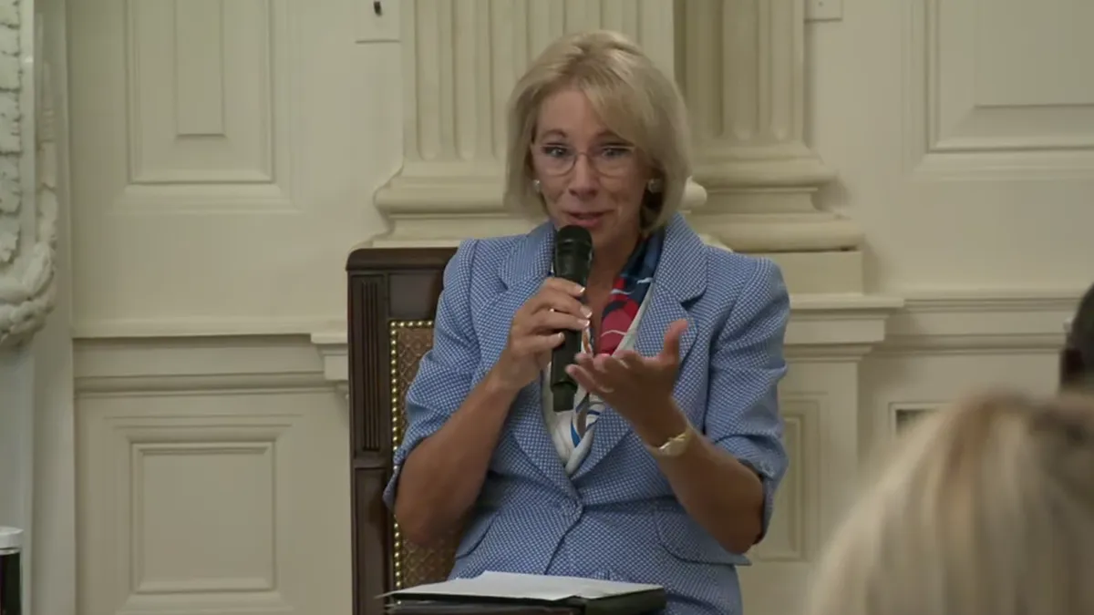 DeVos, reopening roundtable