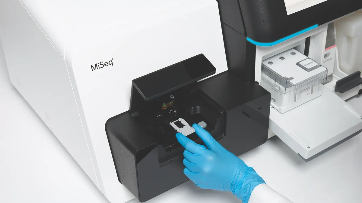 An Illumina genetic sequencing device