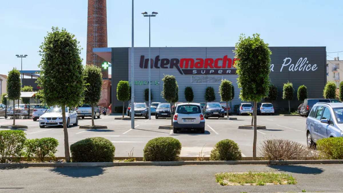 Danfoss, grocery store refrigeration system breach, Modbus, Intermarché, Carrefour, Coopérative U, E Leclerc